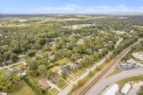 517 N East Main St, Easley, SC 29640 photo 31