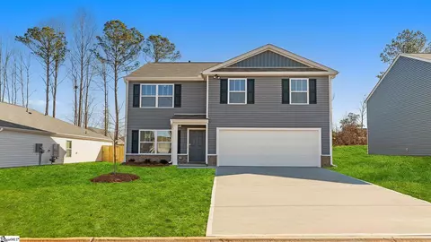 215 Pristine Dr, Greenwood, SC 29646