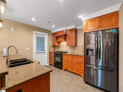 Kitchen - 9 Lee St, Liberty, SC 29657 photo 1 of 3