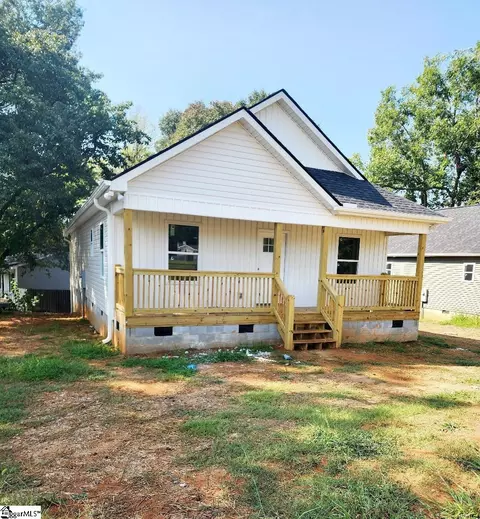 200 Broadus St, Greer, SC 29651