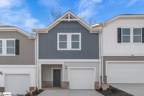 402 Blissful Ct, Taylors, SC 29687
