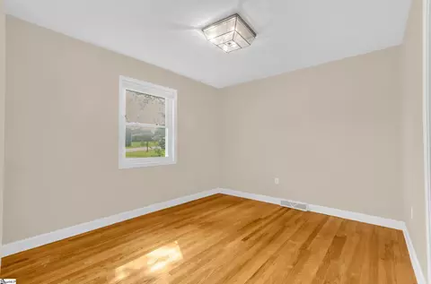 Bedroom - 203 Crescent St, Easley, SC 29640 photo 2 of 6