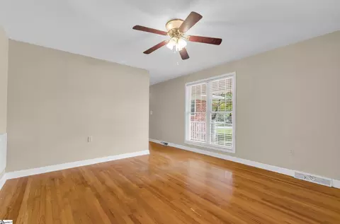 Living - 203 Crescent St, Easley, SC 29640 photo 3 of 6