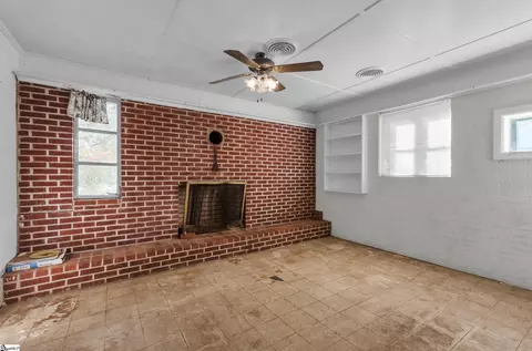 Living - 203 Crescent St, Easley, SC 29640 photo 6 of 6