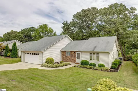 208 Creek Forest Dr, Greenville, SC 29615