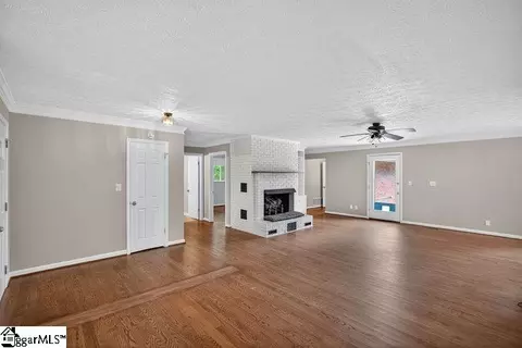 320 Hamburg Rd, Easley, SC 29640 photo 5