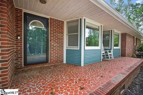 320 Hamburg Rd, Easley, SC 29640 photo 2