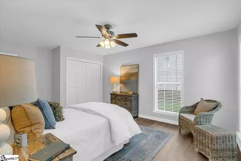 Bedroom - 304 Pine St, Greer, SC 29650 photo 4 of 8