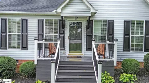 Exterior - 304 Pine St, Greer, SC 29650 photo 1 of 6
