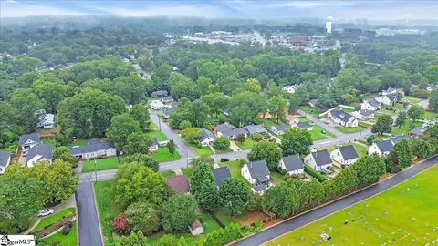 View/Area - 304 Pine St, Greer, SC 29650 photo 3 of 3