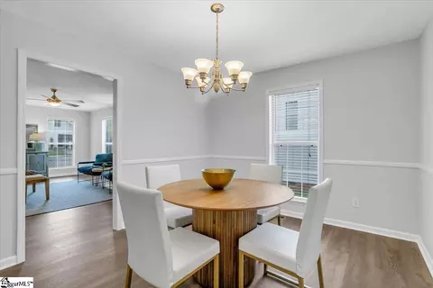Dining - 304 Pine St, Greer, SC 29650 photo 1 of 2