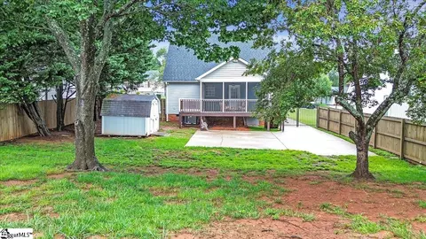Exterior - 304 Pine St, Greer, SC 29650 photo 5 of 6