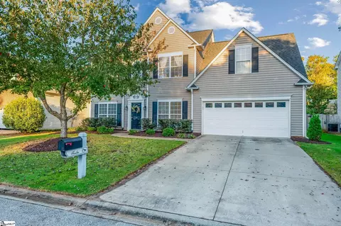 12 Crown Empire Ct, Simpsonville, SC 29681