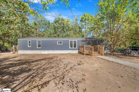 1660 Kilgore Bridge Rd, Woodruff, SC 29388