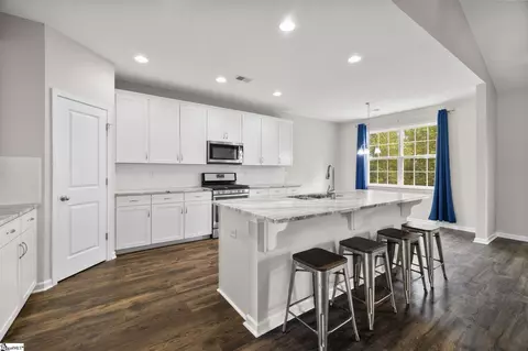 Kitchen - 29 Novelty Dr, Greer, SC 29651 photo 1 of 1