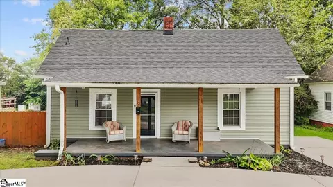 12 Taylor St, Greenville, SC 29605