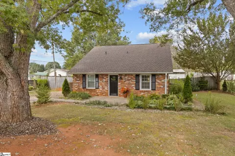 101 Rison Rd, Greenville, SC 29611