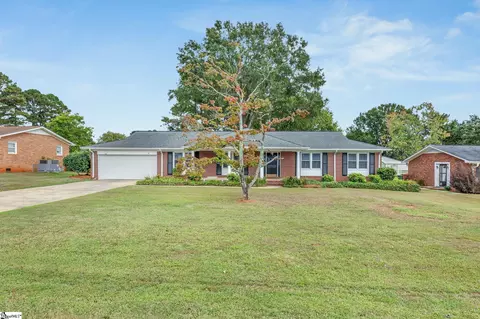 309 Garrett St, Mauldin, SC 29662