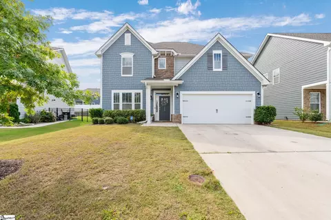 103 Silver Falls Dr, Simpsonville, SC 29681