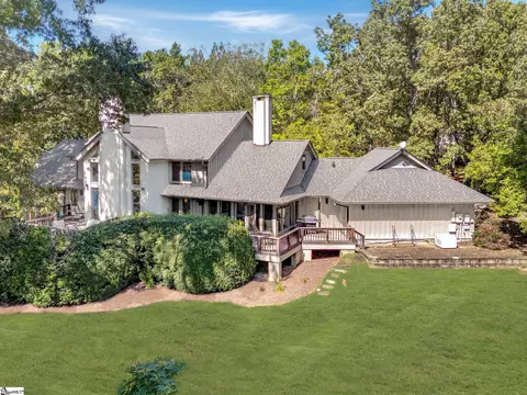 1360 Skunk Hollow Rd, Campobello, SC 29322