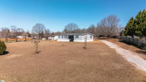 444 Burton Creekside Rd, Waterloo, SC 29384