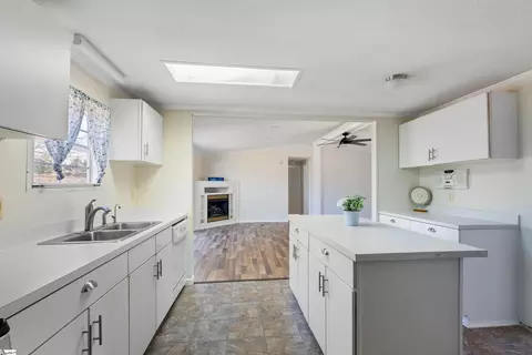 444 Burton Creekside Rd, Waterloo, SC 29384 photo 7