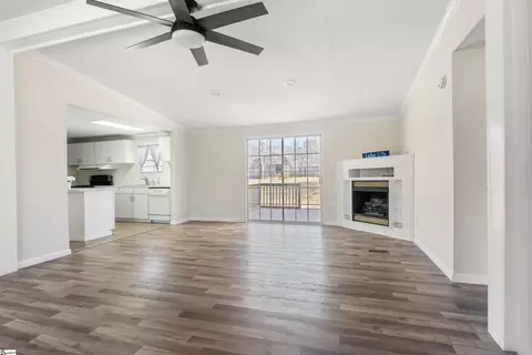 444 Burton Creekside Rd, Waterloo, SC 29384 photo 3