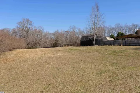 444 Burton Creekside Rd, Waterloo, SC 29384 photo 19