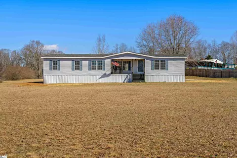 444 Burton Creekside Rd, Waterloo, SC 29384 photo 2