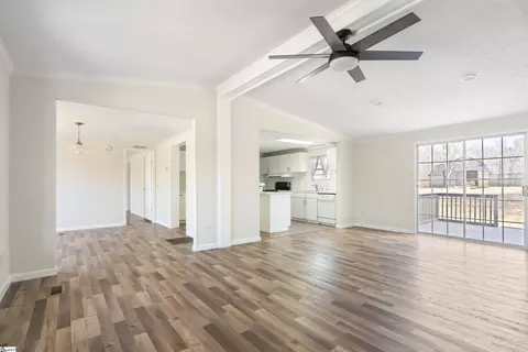 444 Burton Creekside Rd, Waterloo, SC 29384 photo 4