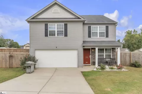 719 Dottie Dr, Boiling Springs, SC 29316