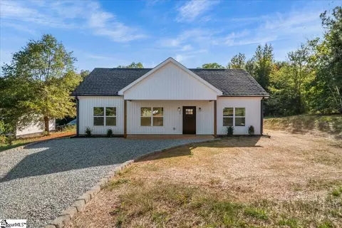 115 Dogwood Farms Ct, Townville, SC 29689