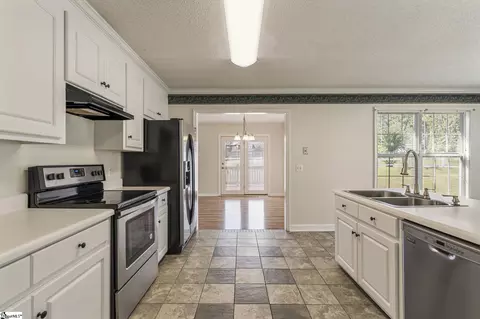 105 Laurens Ct, Anderson, SC 29621 photo 10