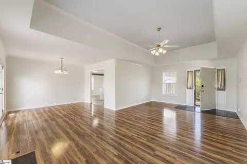 105 Laurens Ct, Anderson, SC 29621 photo 5