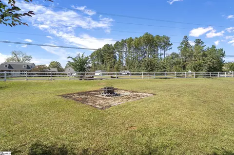 105 Laurens Ct, Anderson, SC 29621 photo 31