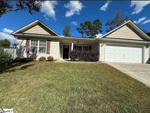 112 Heatherbrooke Ct, Easley, SC 29640