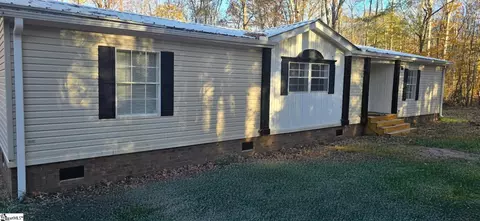 1298 Mordeci Mountain Rd, Gray Court, SC 29645