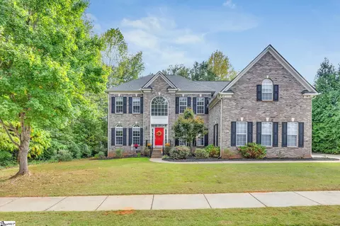 5 Winding River Ln, Simpsonville, SC 29681