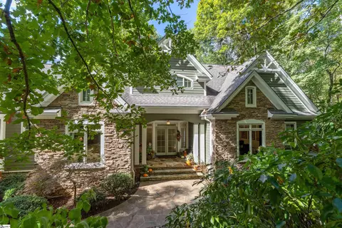 913 High Knoll Way, Travelers Rest, SC 29690