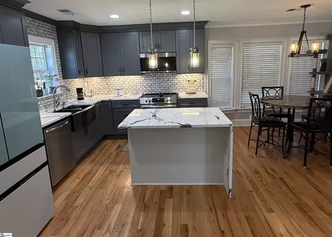 Kitchen - 337 E Celestial Dr, Greer, SC 29651 photo 2 of 2