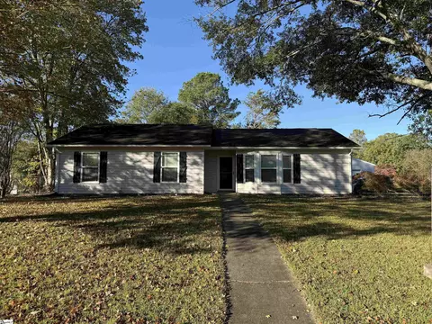Exterior - 337 E Celestial Dr, Greer, SC 29651 photo 2 of 5