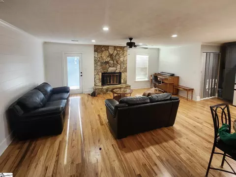 Living - 337 E Celestial Dr, Greer, SC 29651 photo 2 of 3