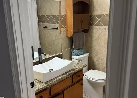 Bath - 337 E Celestial Dr, Greer, SC 29651 photo 2 of 2