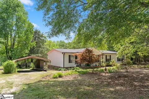 690 Farms Bridge Rd, Inman, SC 29349
