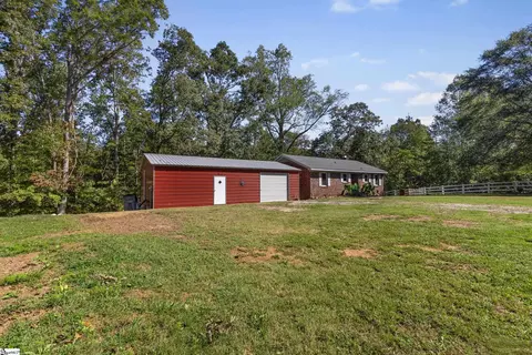 1120 Saluda Lake Rd, Greenville, SC 29611