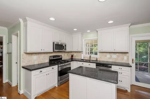 101 Silver Creek Ct, Greer, SC 29650 photo 11