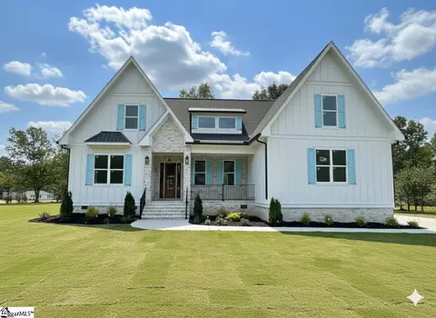 99 Wemberly Ln, Simpsonville, SC 29681