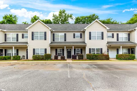 46 Ridgestone Cir, Mauldin, SC 29662