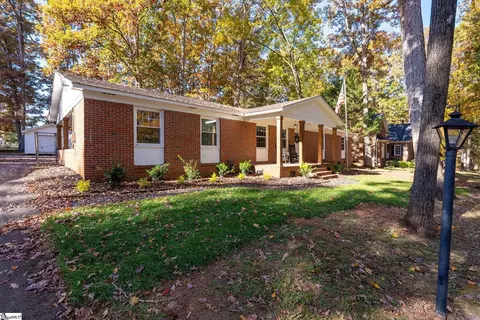 208 Spring Dr, Easley, SC 29642 photo 4