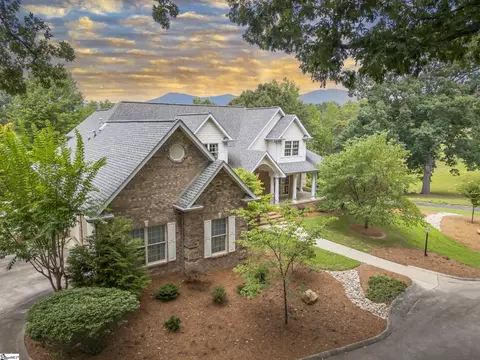 400 Bent Oak Dr, Columbus, NC 28722